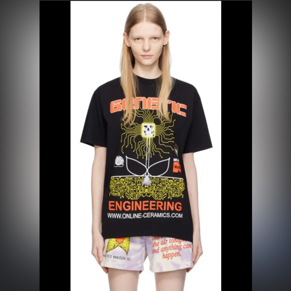Online Ceramics GMO T-Shirt Unisex
